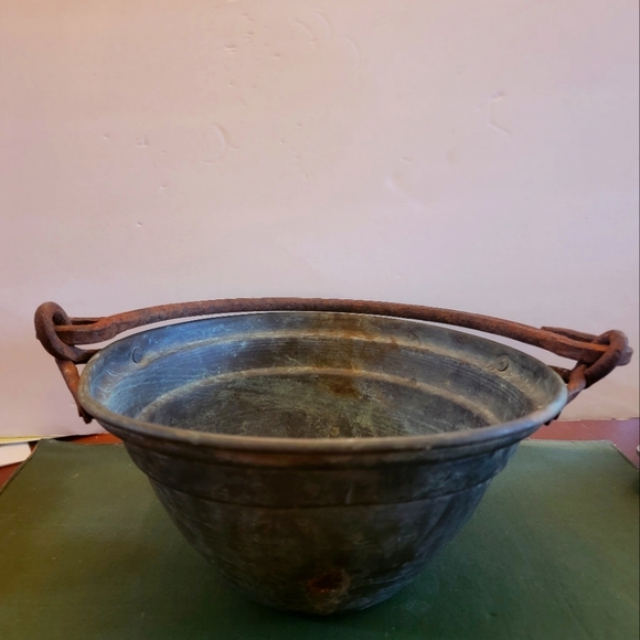 Antique Copper Kettle - Picture 2 of 6